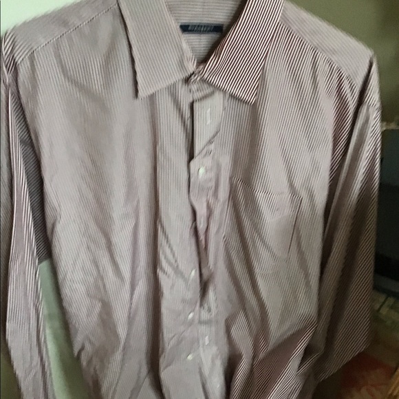 Burberry Dress Shirt. 17/36 - Picture 5 of 5